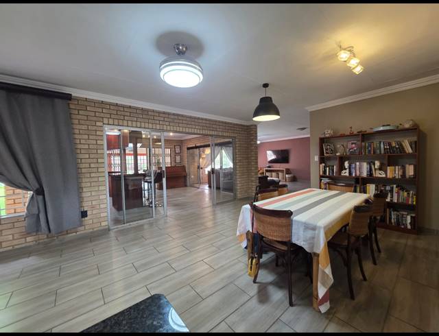 3 BEDROOM HOUSE FOR SALE IN THREE RIVERS PROPER